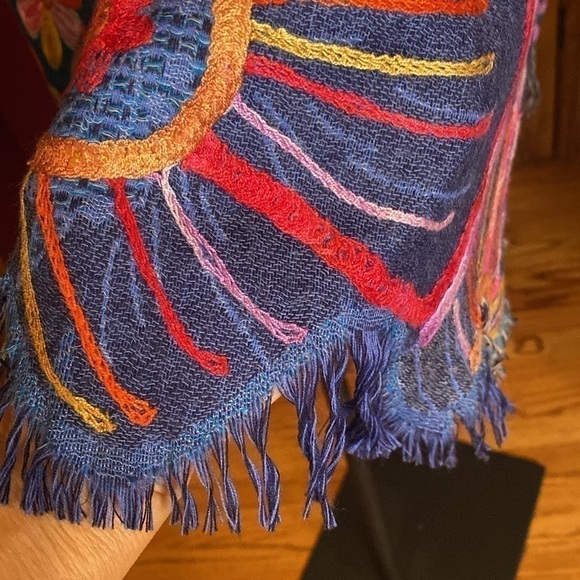 Soft Surroundings | Floral Embroidered Frayed Fringe Vest Cardigan Sweater S/M - Picture 10 of 14